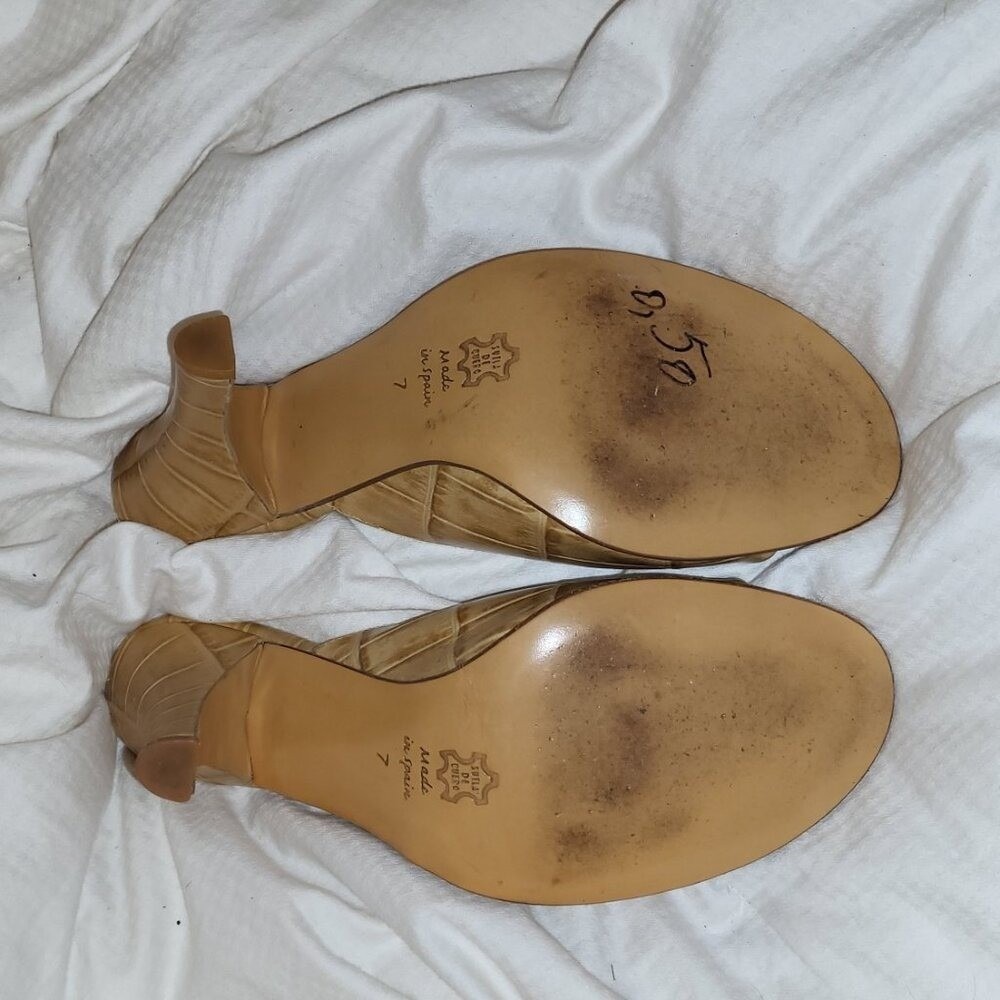 Zinda of Spain Beige Tan Croc-skin Pattern Sandals / Slides with Heels - 7 - Picture 5 of 6